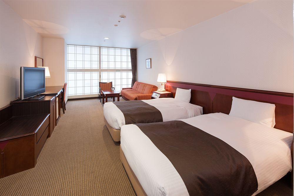 Kyoto Dai-Ni Tower Hotel Екстериор снимка